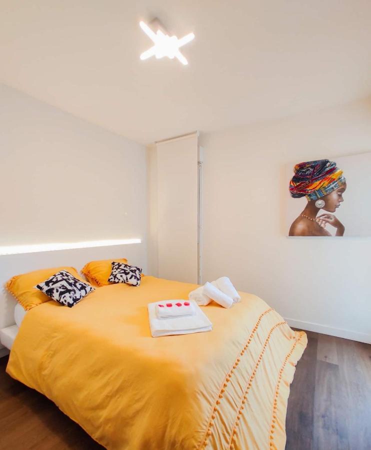 Apartment T3 Au Centre Avec Balcon, Parking Gratuit *