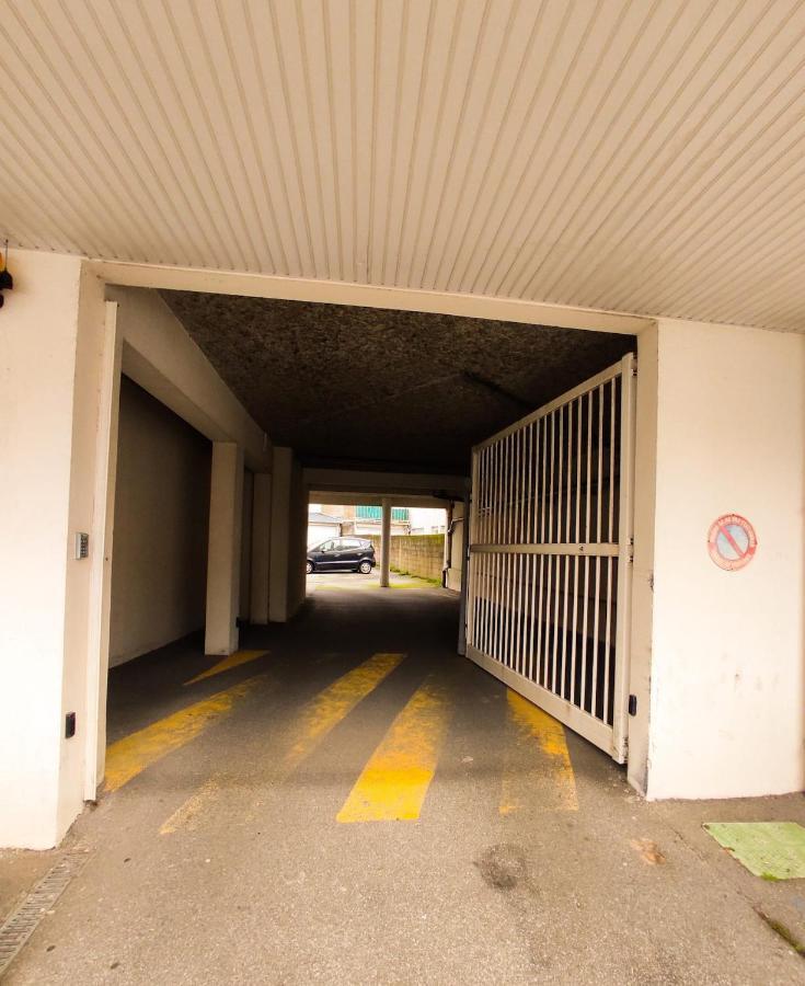 Apartment T3 Au Centre Avec Balcon, Parking Gratuit