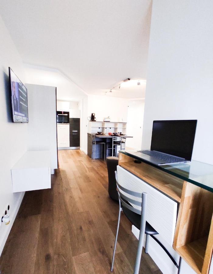 T3 Hypercentre Avec Terrasse Et, Parking Appartement *